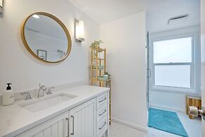 3046 Skycrest Drive