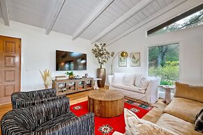 3046 Skycrest Drive