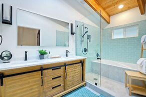 3046 Skycrest Drive
