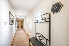 Serenity in Prime Everett Craftsman Near Boeing!