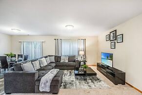 Serenity in Prime Everett Craftsman Near Boeing!