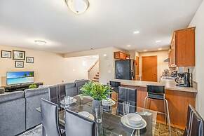 Serenity in Prime Everett Craftsman Near Boeing!
