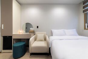 Lazy Tiger Hotel