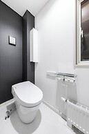 THE VELLMORE