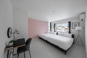 THE VELLMORE
