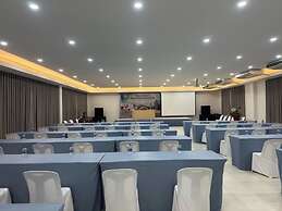 Leamsai Beach Resort