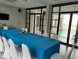 Leamsai Beach Resort