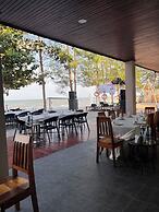 Leamsai Beach Resort