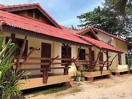 Leamsai Beach Resort