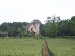 Tranquil Cottage in a Countryside