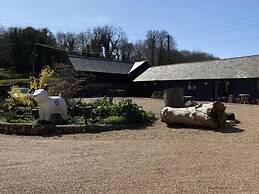 Tranquil Cottage in a Countryside