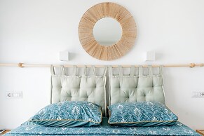Eos Sea View Apartment