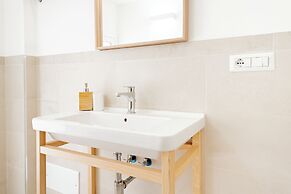 Eos Sea View Apartment