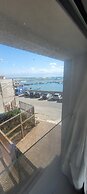 Eos Sea View Apartment