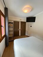 Hotel NIU