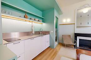 Joivy Charming 2-bed Flat w/ Shared Spaces