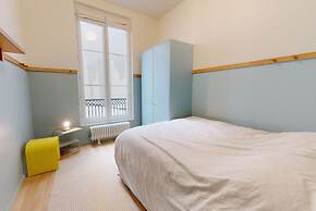Joivy Charming 2-bed Flat w/ Shared Spaces