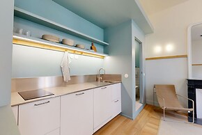 Joivy Charming 2-bed Flat w/ Shared Spaces