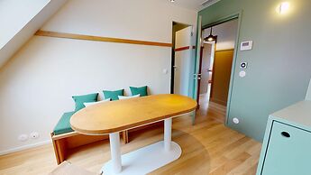 Joivy 10 Douai 1BR Velux