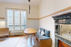 Joivy Pleasant 1-bed Flat w/ Shared Courtyard
