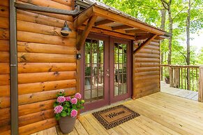 Gorgeous View Cabin - in Red River Gorge, KY