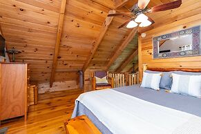 Gorgeous View Cabin - in Red River Gorge, KY