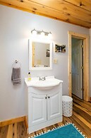 Gorgeous View Cabin - in Red River Gorge, KY