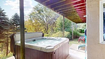 Silver Spring Chalet