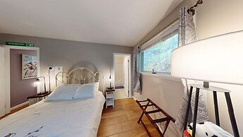 Silver Spring Chalet