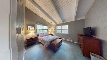 Silver Spring Chalet