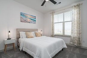 Lovely 2-bedroom-free Parking