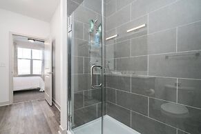 Lovely 2-bedroom-free Parking