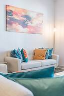 Lovely 2-bedroom-free Parking