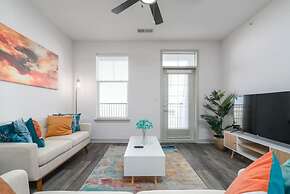 Lovely 2-bedroom-free Parking