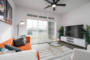 Luxurious One Bedroom Whitestown