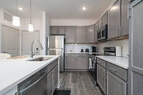 Luxurious One Bedroom Whitestown