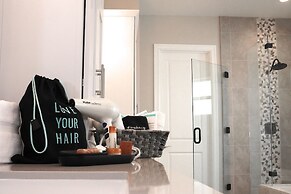 Luxe 1 Level Home