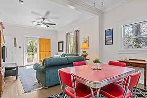 Lenoir Cottage
