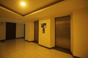 Easton Park Naffi Rooms by Mustika