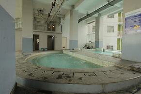 Easton Park Naffi Rooms by Mustika