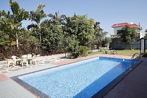 Arika Farm House