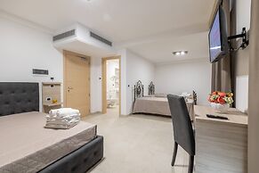 Roomsalentopalace
