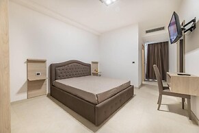 Roomsalentopalace