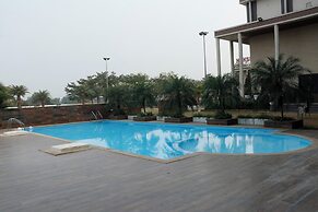Nakshatra Hotel & Resort in Khargone