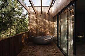 Noctis Hotel