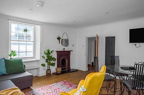 Stylish 1BR Urban Stay, City Centre