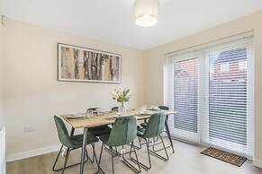 Spacious 5-bed Contractor House - Parking Wi-fi