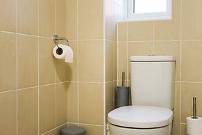 Spacious 5-bed Contractor House - Parking Wi-fi