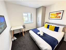 Ox Heathrow Stay