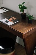 A Place - Schuttershofstraat 1